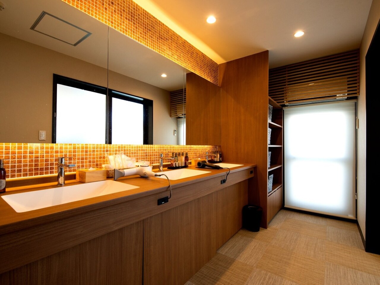 女性用浴場脱衣所